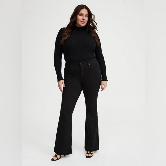 torrid Denim - Torrid Black Bombshell High-Rise Flare Jean - New - Size 30